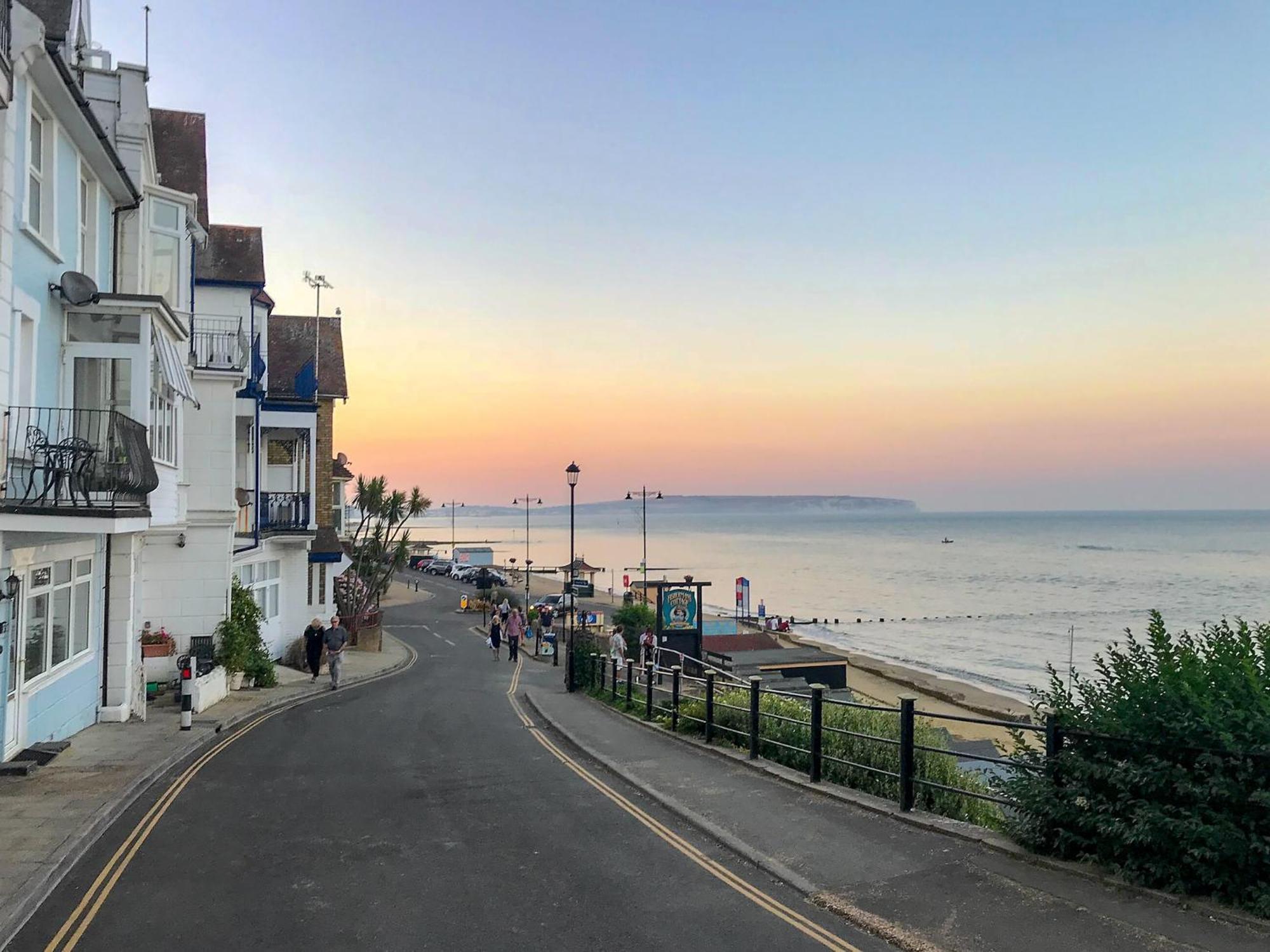 Beachside Bluff Villa Shanklin Bagian luar foto