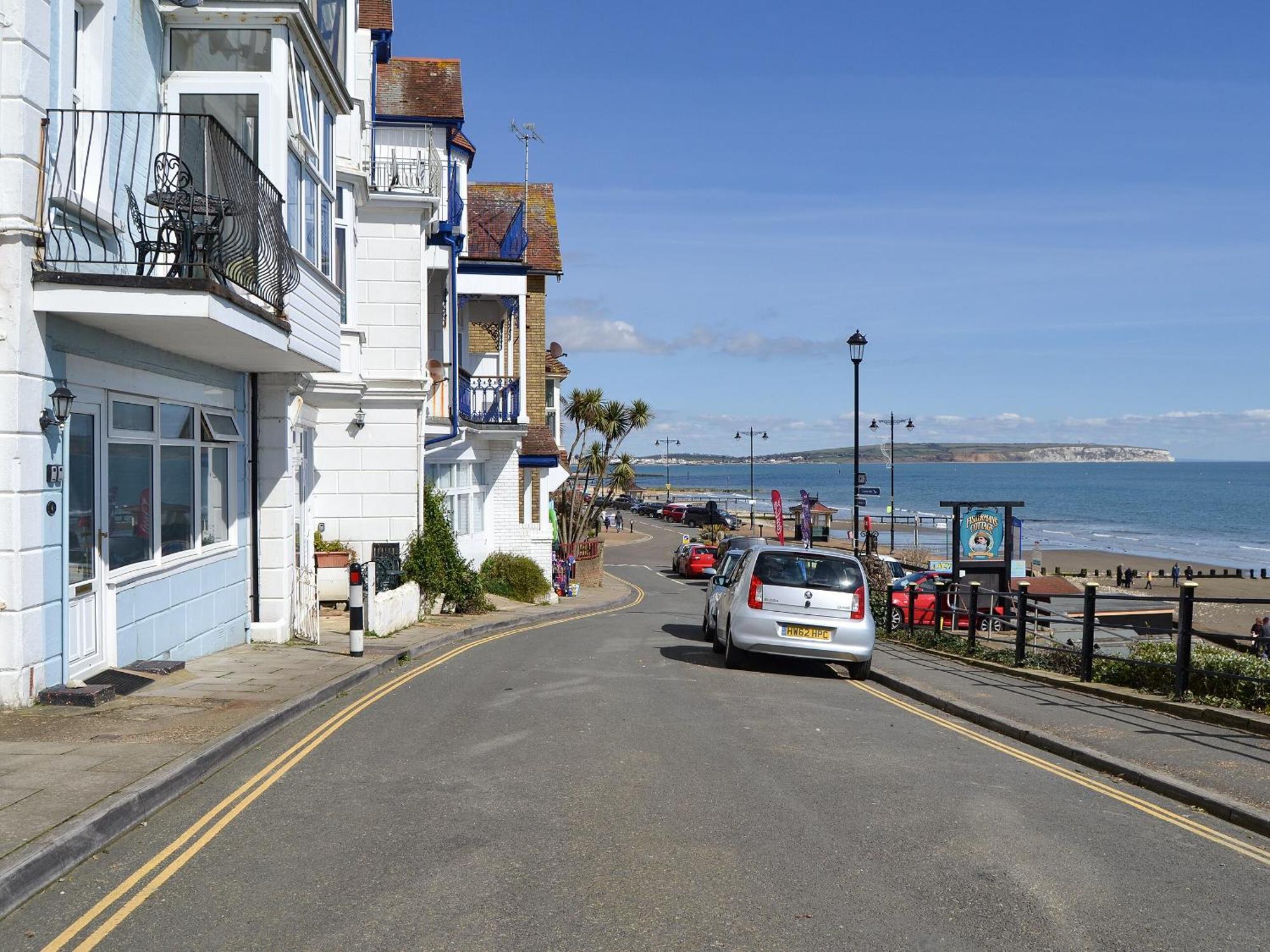 Beachside Bluff Villa Shanklin Bagian luar foto